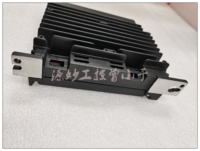 GE IS420ESWAH1A 模拟输入输出模块