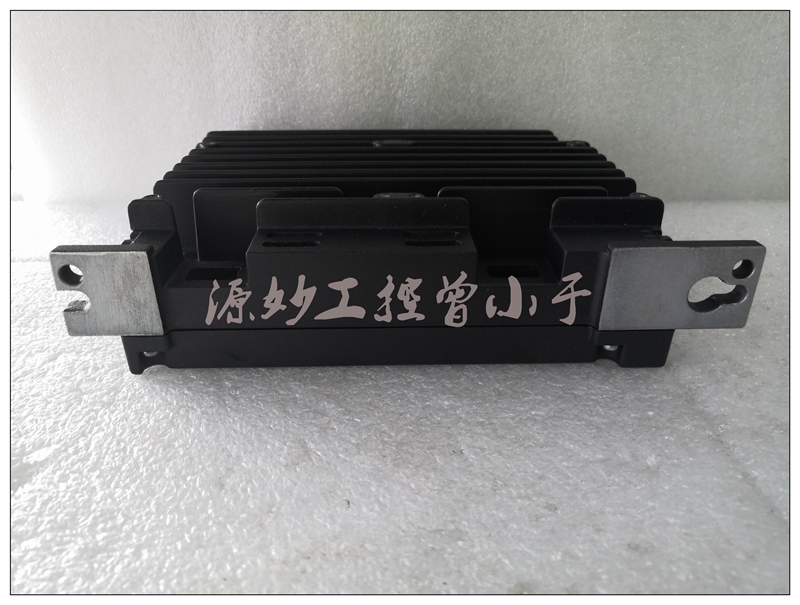 GE IS420UCSCH1B 模拟输入输出模块