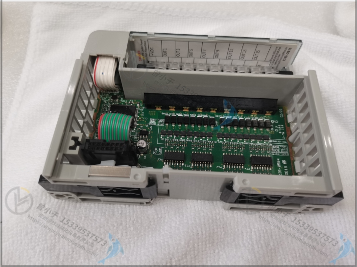 A-B罗克韦尔 1769-OB32 直流输出模块